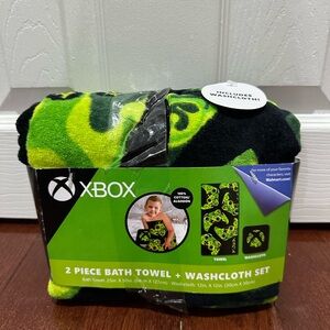 Xbox Green and Black Towel and Washcloth Set